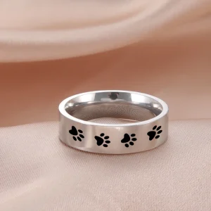 Bague patte de chat en acier